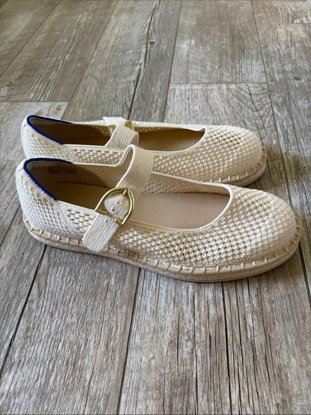 Rothy’s cream ballet flats w/buckle NEW w/out box sz 8.5